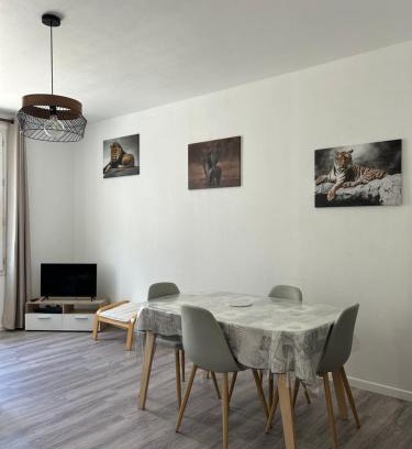 Saint-Aignan Apartment | Le Parmentier - 1 place de parking privative