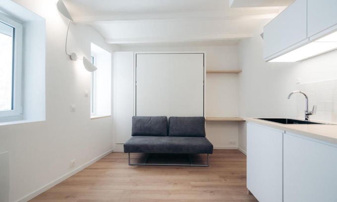Fontainebleau Apartment | Le petit bellifontain
