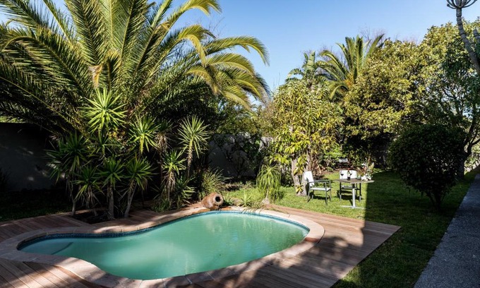 Durbanville House | Le Petit Chateau Guest House