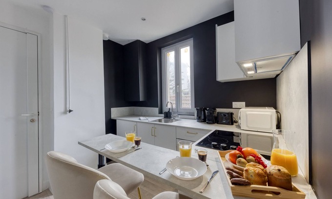 L'Ile-Saint-Denis Apartment | Le petit Paris - coup de coeur