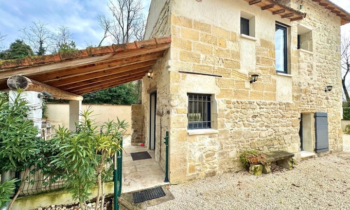 Fourques Cottage | Le Pigeonnier d'antan in Beaucaire