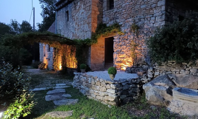 Vezac House | Le Pigeonnier Dans la Vallée des 5 Châteaux
