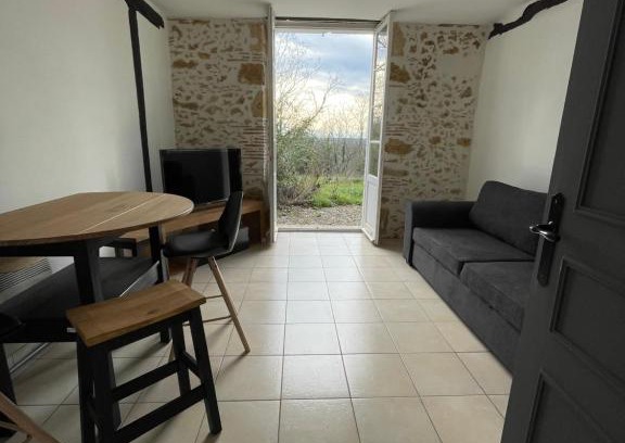 Cazaubon Apartment | Le Pyrénéen