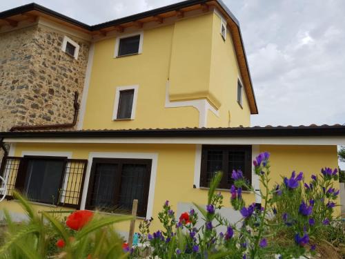 Camerota Apartment | Le quattro pietre