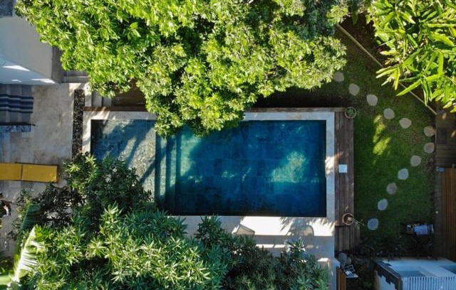 Petite-ÃŽle Bed & Breakfast | le raphael ( chambre piscine)