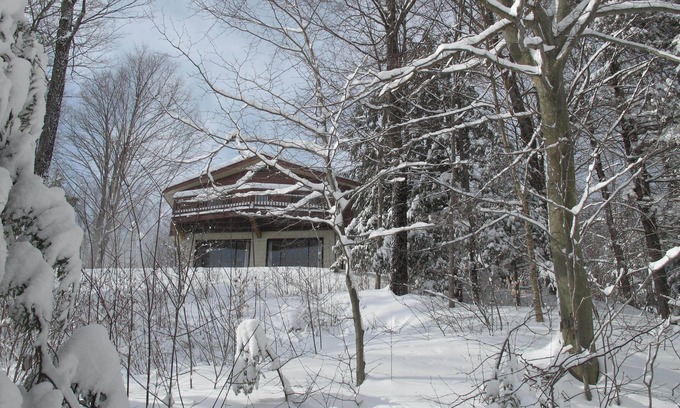 Eastman House | Le Ravissement - breathtaking view of the lake and Parc national d'Orford