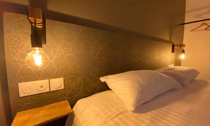 Saumur Apartment | Le repère de Bacchus: apartment 2 steps from the pedestrian center of Saumur