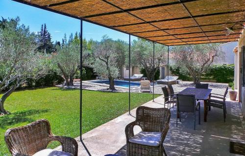 Paradou House | Le Roman Bleu