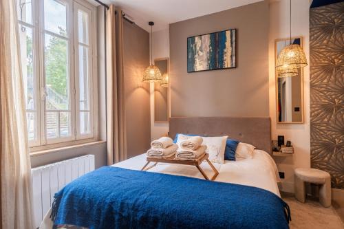 Cholet Apartment | Le Saint-Louis - Appart'hôtel tout-équipé proche centre-ville