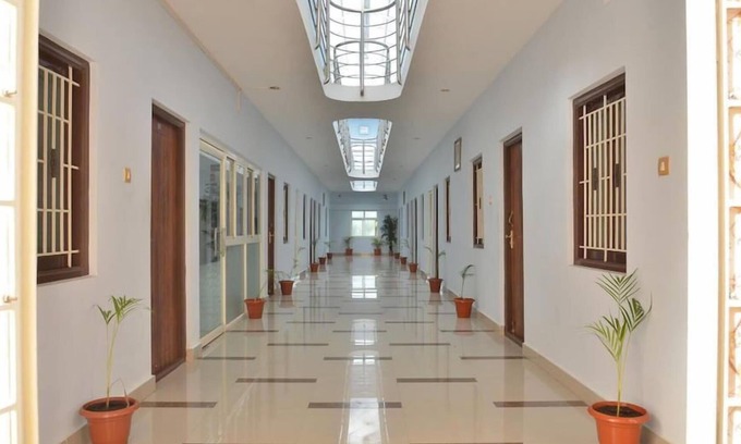 Yercaud Resort | Le Selena