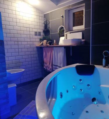 Margnolles - Rhone Apartment | Le spa des canut