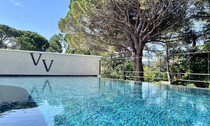 St.-Remy-de-Provence Hotel | Le Vallon de Valrugues Hotel Spa & Villas