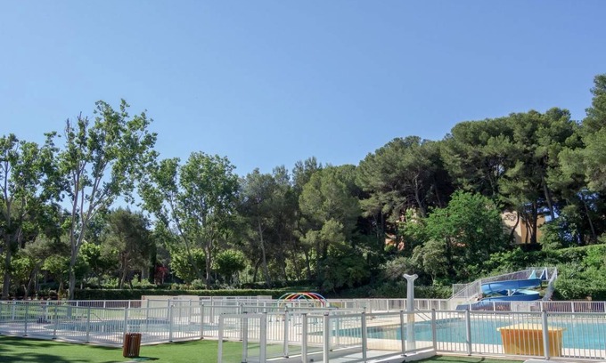 Six-Fours-les-Plages Apartment | Le Verdon 200.1