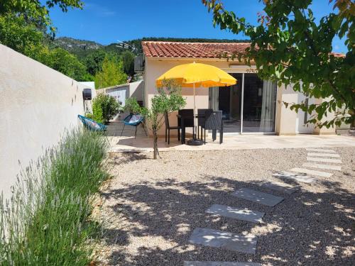 Cuges-les-Pins House | Le Vertuose 13