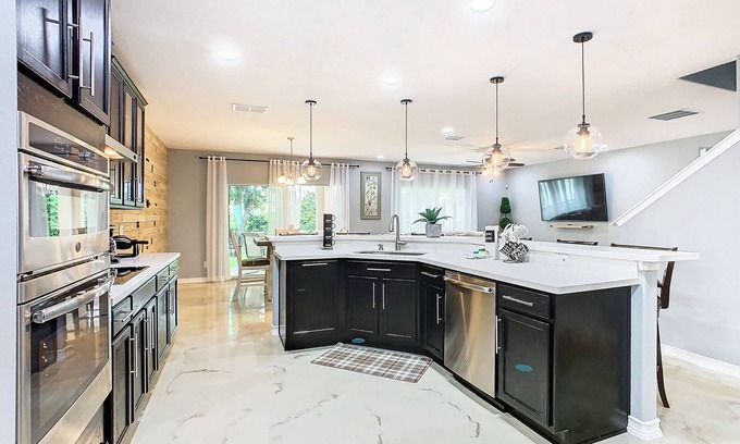 Tuscan Ridge House | LE653OD - 5 Bedrm 3 Baths | Cozy Retreat near Disney