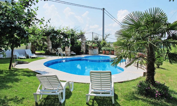 Jezenj Apartment | Lea with 1 bedrooms and 1.5 bathrooms