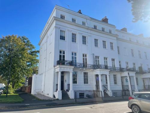Leamington Spa Apartment | Leamington Loft