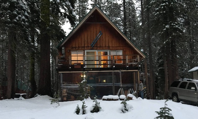 Serene Lakes Cabin | Lease only-Serene Lakes/Soda Springs-recently updated