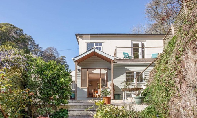 Kingswear Cottage | Leat Cottage