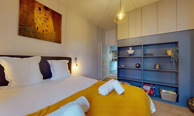 Vauban Apartment | leblois 78m2 avec grande cuisine 2br 2bth