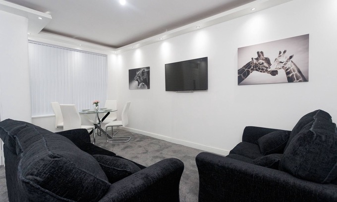 Leeds Apartment | Leeds House