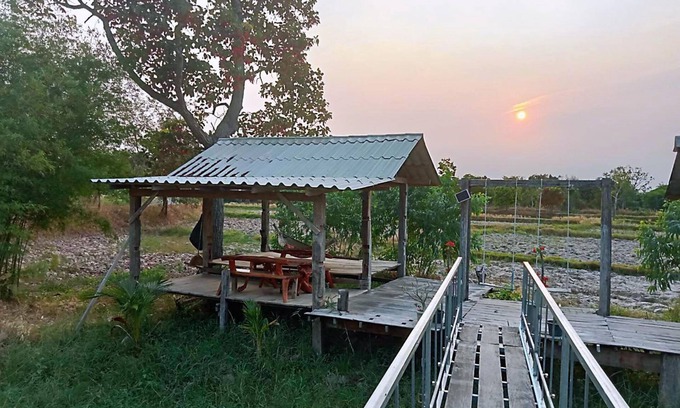 Wat Bowon Niwet Hotel | Leelawadee View Resort (Amnatcharoen)