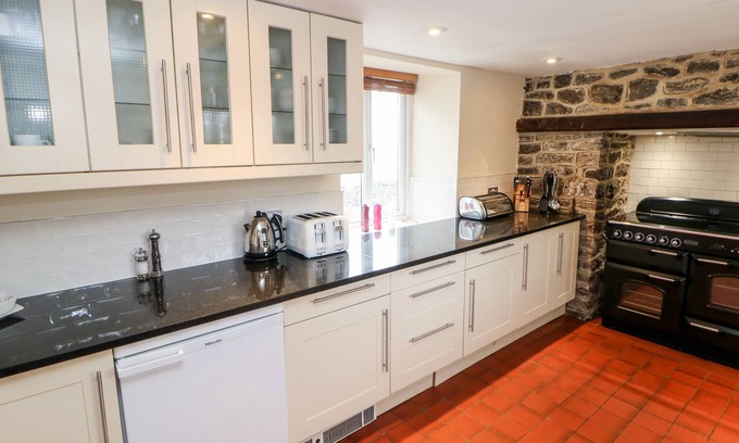 Millers Dale Cottage | Lees Farm