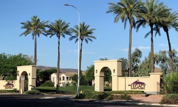 South Mountain Resort | Legacy Golf Resort: SPACIOUS FULL CONDO:Master Bdrm-13/4 Bath-Full Kitchen-Patio