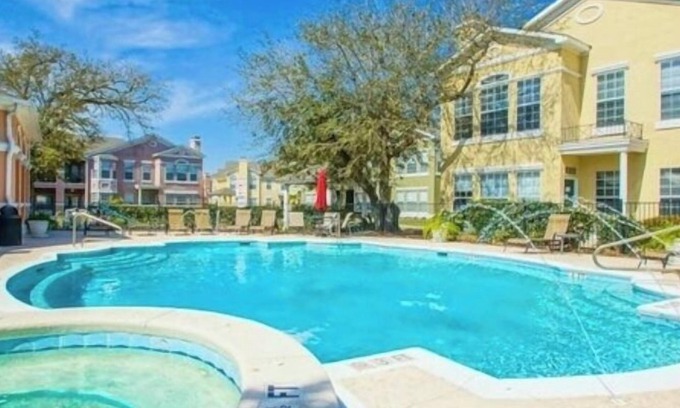 Gulfport Villa | Legacy Villa 1405- 2 bedroom 2 bath with garage - in beachside neighborhood
