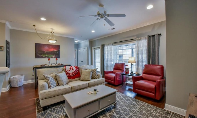Tuscaloosa House | Legends Landing