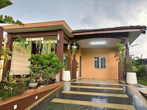 Hulu Selangor House | Leisure Homestay