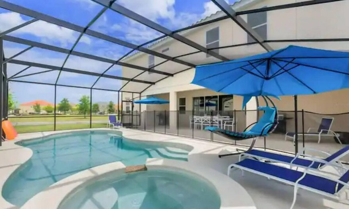 Loughman Apartment | Leisure Lounge