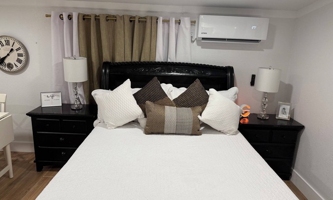 Lake Magdalene Apartment | Leisure place Charming studio in delightful Tampa with WiFi, AC