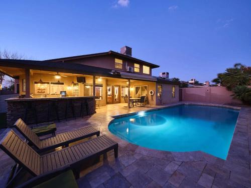 Paradise Vista Estates House | Leisurely House near Kierland Pool Hot Tub Games