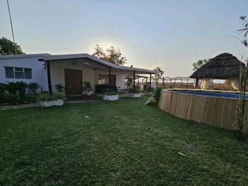 Bela-Bela House | Lemón Phoenix