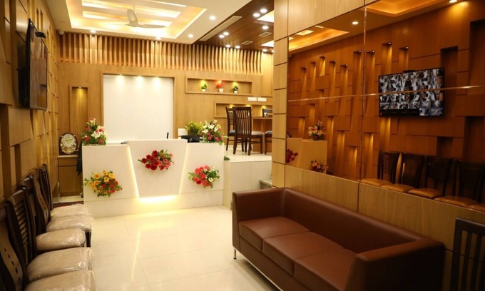Malviya Nagar Hotel | Lemon Green Inn
