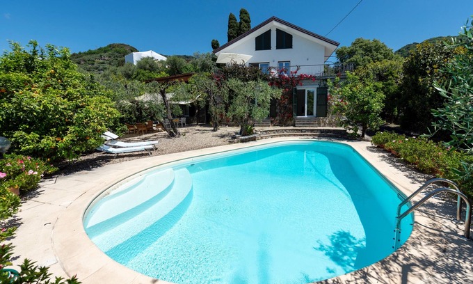 Rapallo Villa | Lemon & Olive Escape by "At Home"
