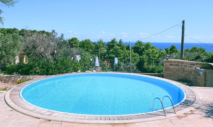 Marina di Novaglie House | Lemon Pool House by Galatea Holiday Homes