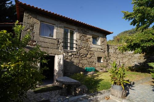 Barro House | Lemon Tree Cottage at Terrus Winery