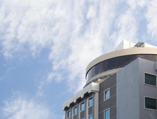 Banjara Hills Hotel | Lemon Tree Hotel, Banjara Hills, Hyderabad