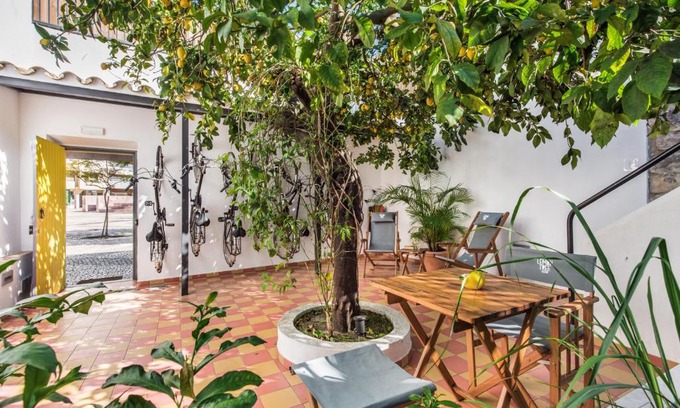Se Bed & Breakfast | Lemon Tree Stay