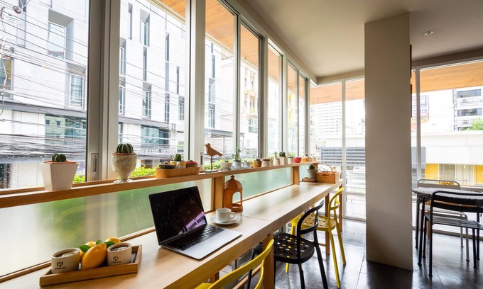 Thanon Phaya Thai Hotel | Lemontea hotel