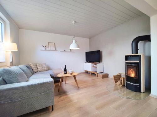 Wesselburen House | Leni