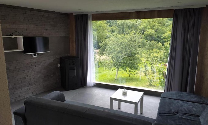 Jajce House | Lenilenii Bungalow
