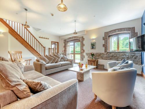 Woolland House | Leopold - Uk49990