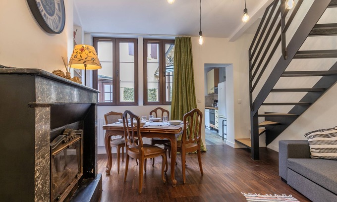 Romorantin-Lanthenay Apartment | Les 3 rois: Laura apartment with terrace