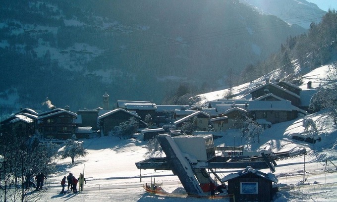 Villaroger Ski Chalet | LES ARCS PARADISKI resort apartment in a chalet at the foot of the slopes