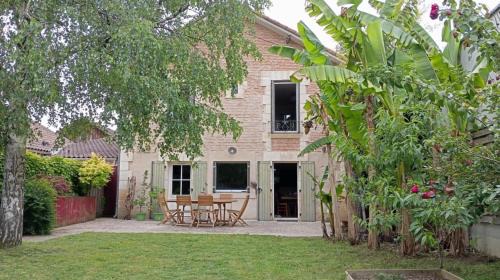 Bergerac House | Les bananiers
