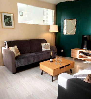 Dieppe Apartment | Les Belles Terrasses Dieppe ,3 appartements , LE VEGETAL de 1 à 8 personnes , LE TROPICAL de 1 à 6 personnes , LE FLORAL avec TERRASSE de 1 à 3 personnes , quartier calme au stationnement gratuit à coté de l'avenue verte