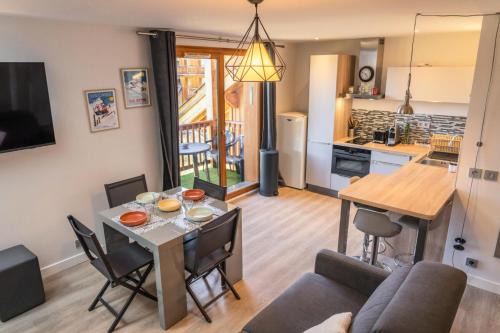Les Orres Apartment | Les Chalets De Bois MÉan - D - Magnifique appartement avec vue sur la vallée MAE-9374
